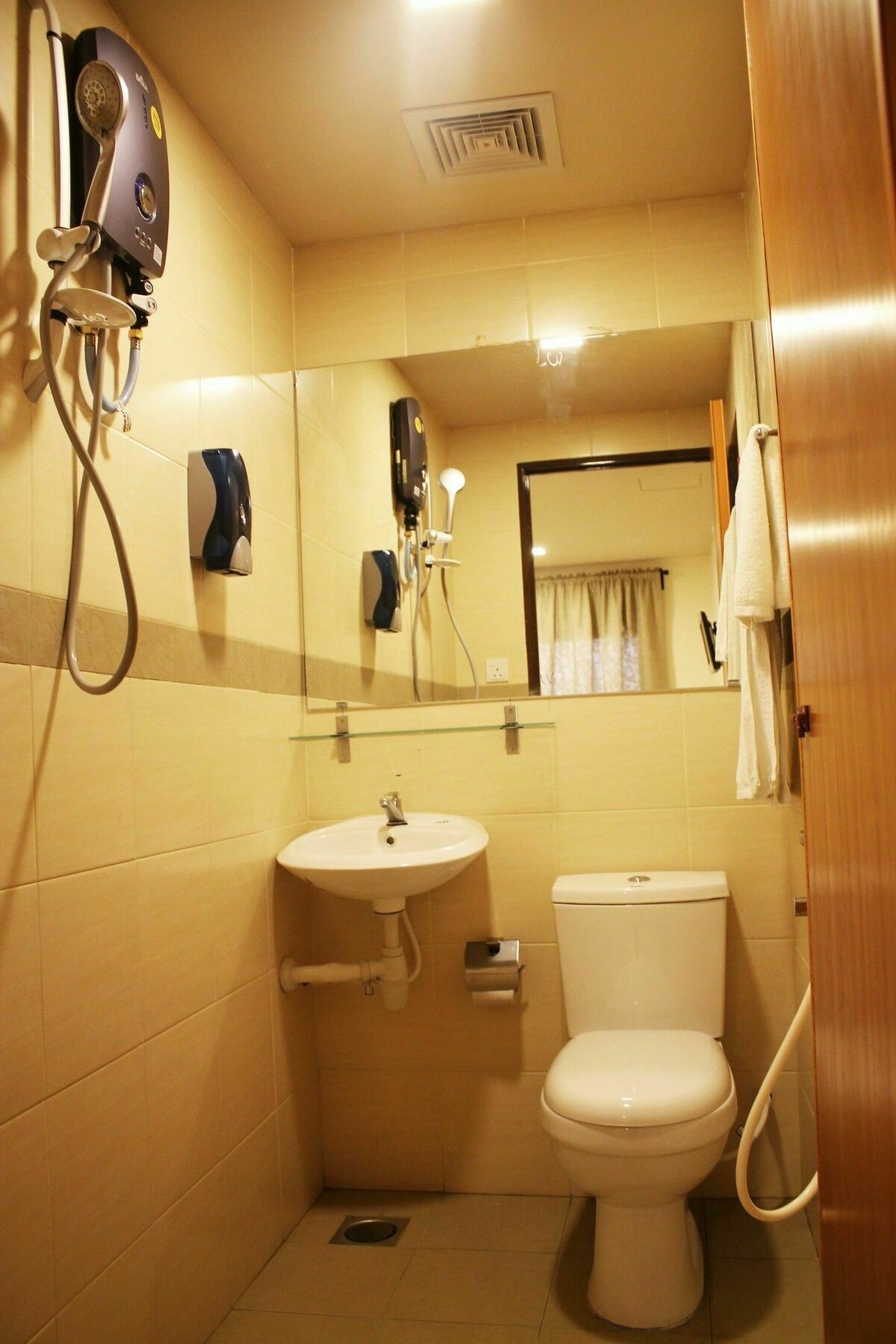 Goldbrick Hotel Bukit Bintang Куала-Лумпур Экстерьер фото